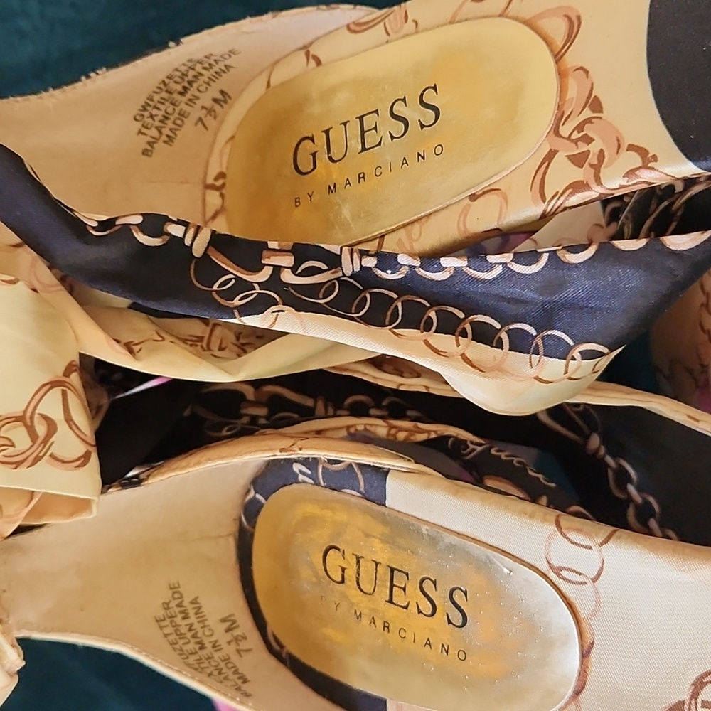 Guess Sandals - Picture 2 of 6